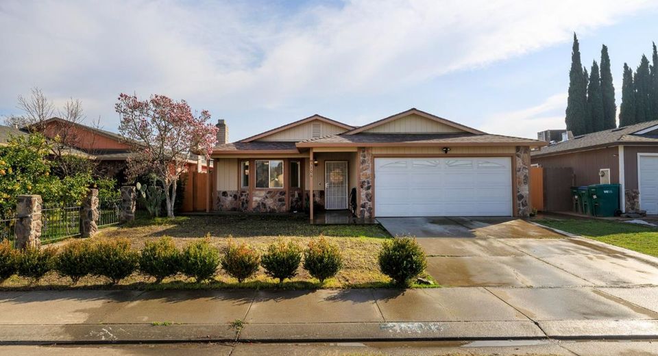 3106 Castellon Way, Stockton, CA 95205 Photo