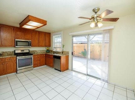 3106 Castellon Way, Stockton, CA 95205 Photo
