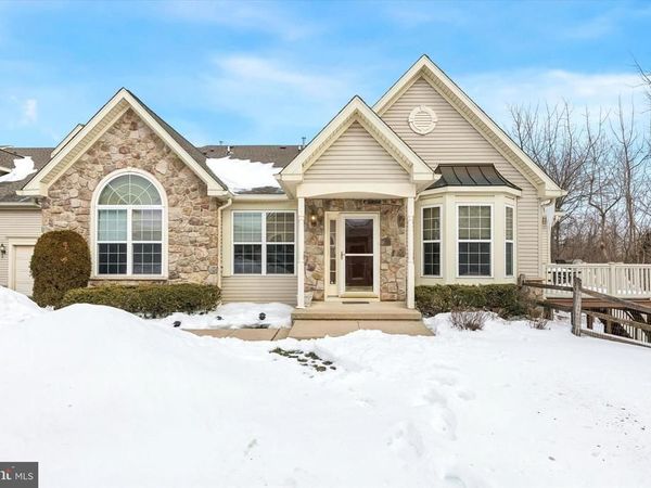 189 VILLA DRIVE, WARMINSTER, PA 18974