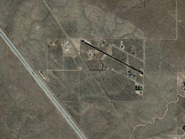 2785 Desert Wind Rd, Mountain Home, ID 83647