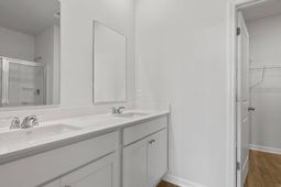 142 Broadstone Drive photo 4