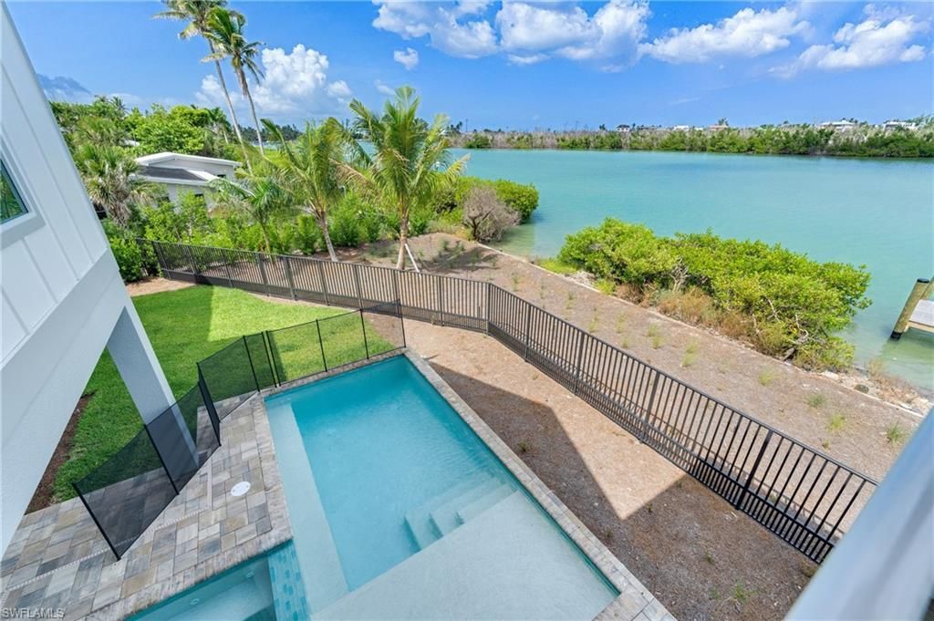 2651 Coconut Dr, Sanibel, FL 33957 Photo