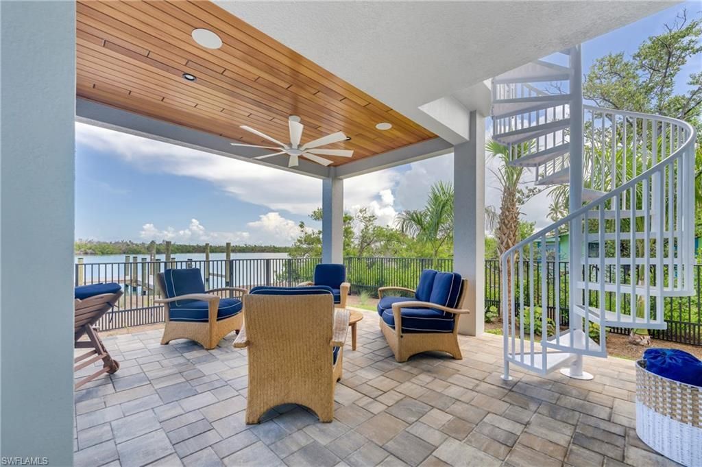 2651 Coconut Dr, Sanibel, FL 33957 Photo