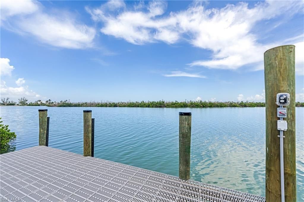 2651 Coconut Dr, Sanibel, FL 33957 Photo