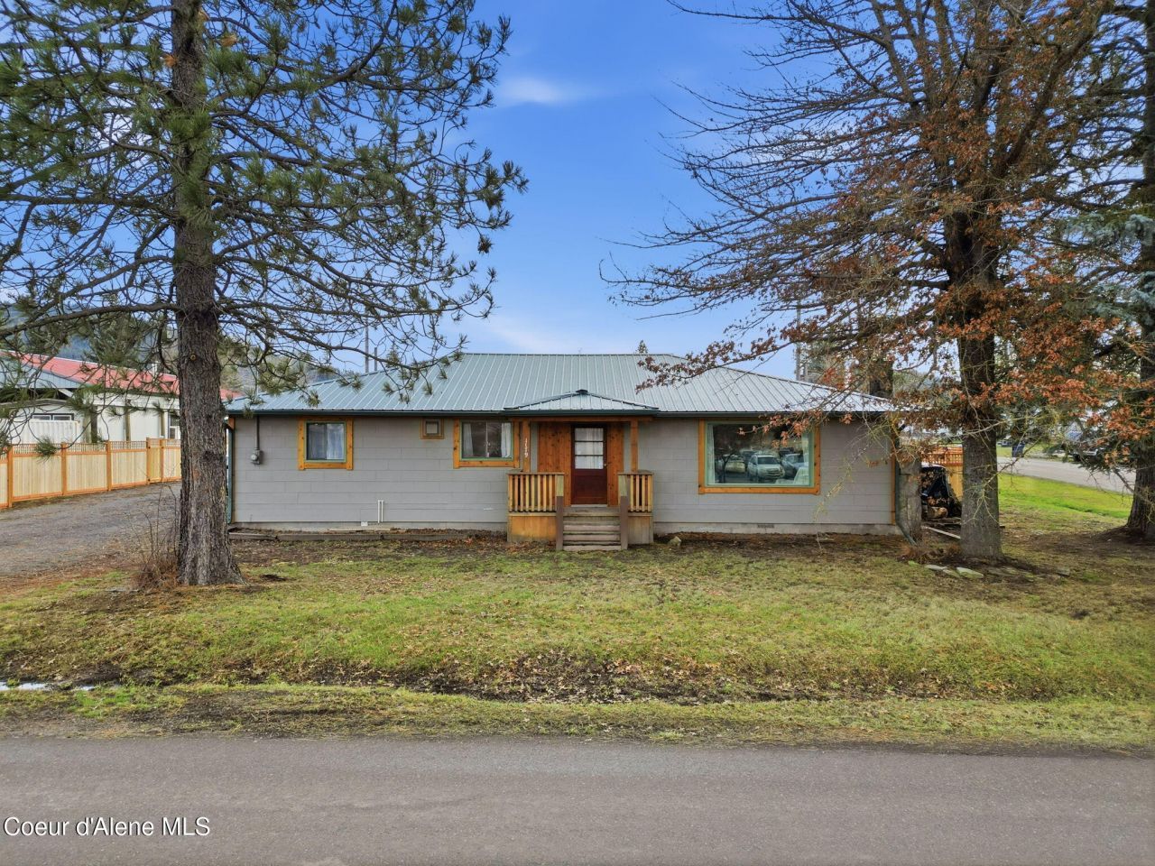 1179 A St, Plummer, ID 83851 Main Photo