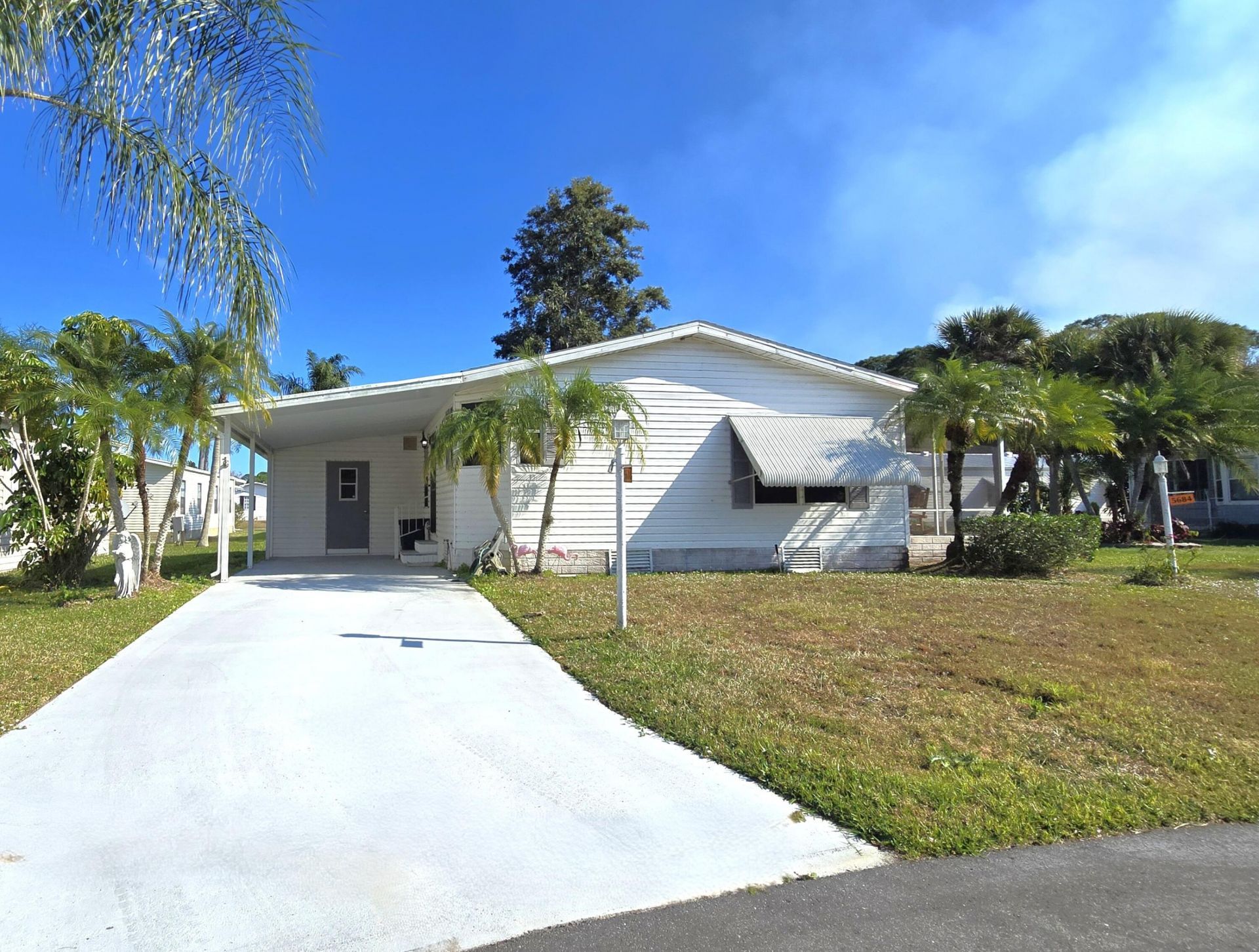 5680 Hemingway Court, Unit 15, Fort Pierce, FL 34982 Photo