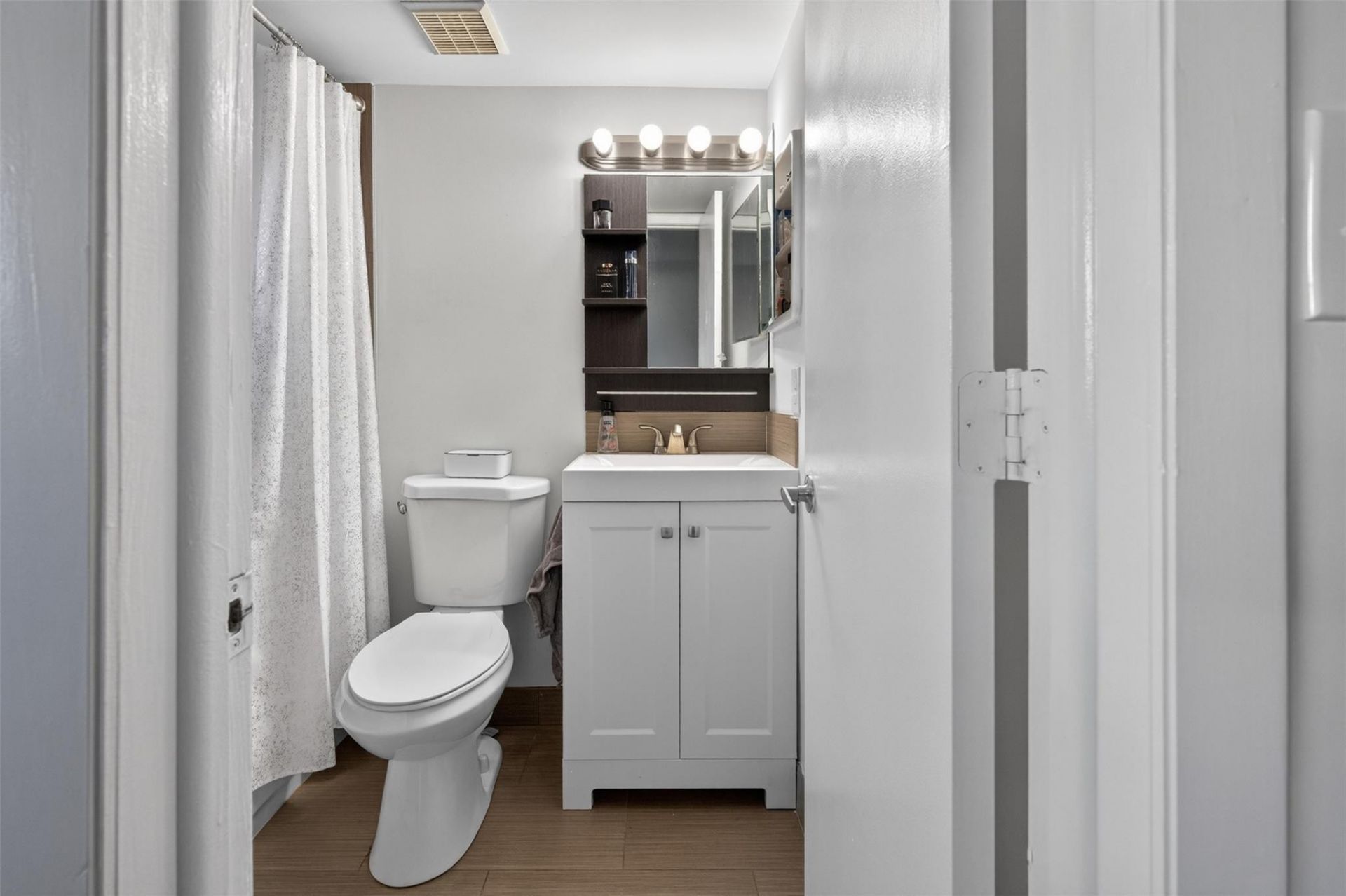 245 Riviera Circle, Unit 245, Weston, FL 33326 Photo