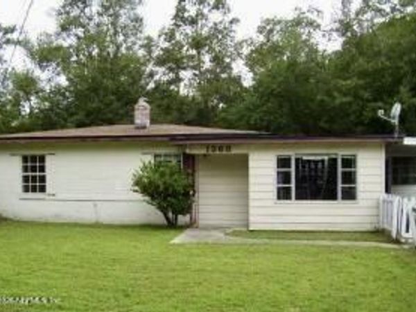 1268 PEACEFIELD Drive, Jacksonville, FL 32205