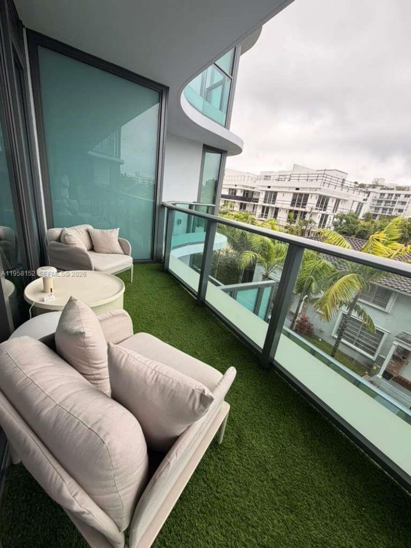 9901 W Bay Harbor Dr, Unit 405, Bal Harbour, FL 33154 Photo