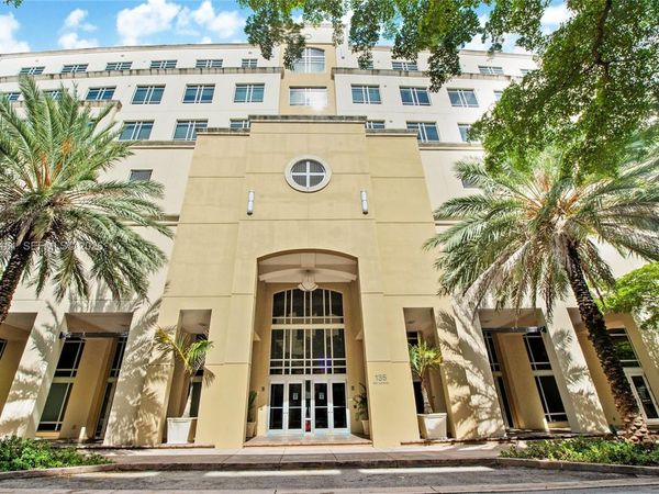 135 San Lorenzo Ave , Unit 100, Coral Gables, FL 33146