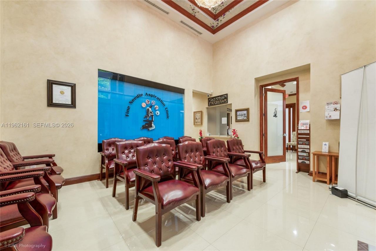 135 San Lorenzo Ave , Unit 100, Coral Gables, FL 33146 Photo