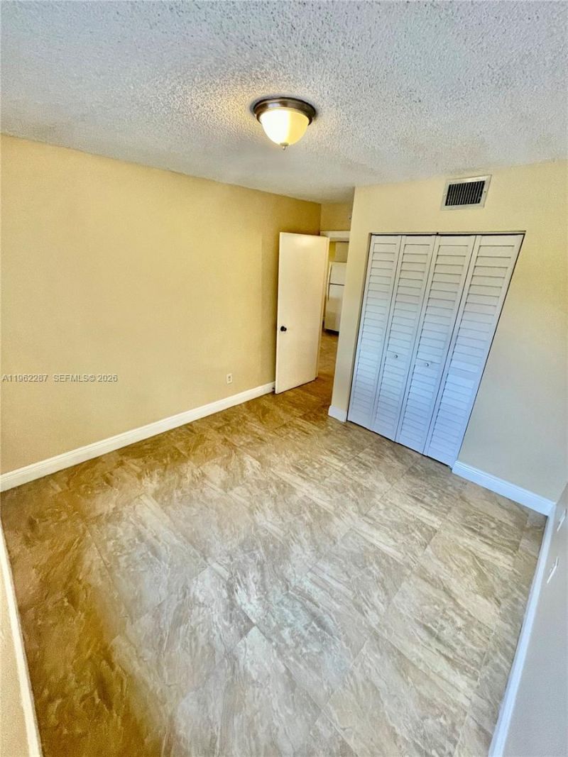 3690 N 56th Ave , Unit 921, Hollywood, FL 33021 Photo