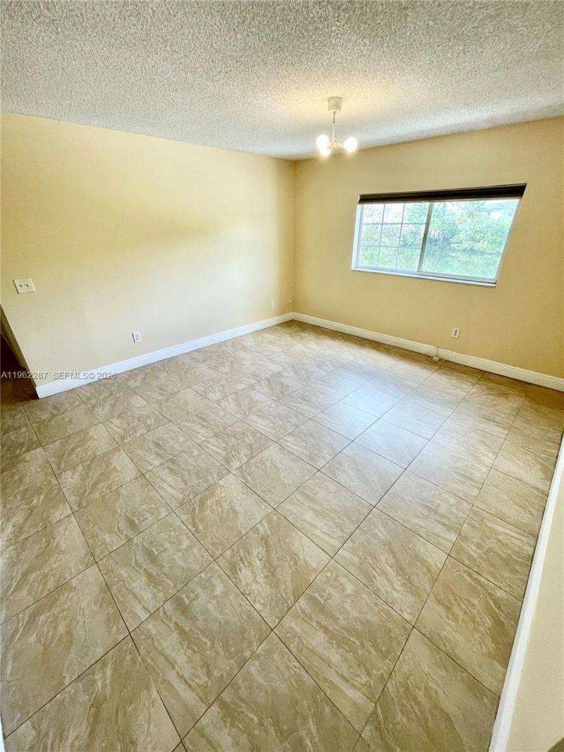 3690 N 56th Ave , Unit 921, Hollywood, FL 33021 Photo