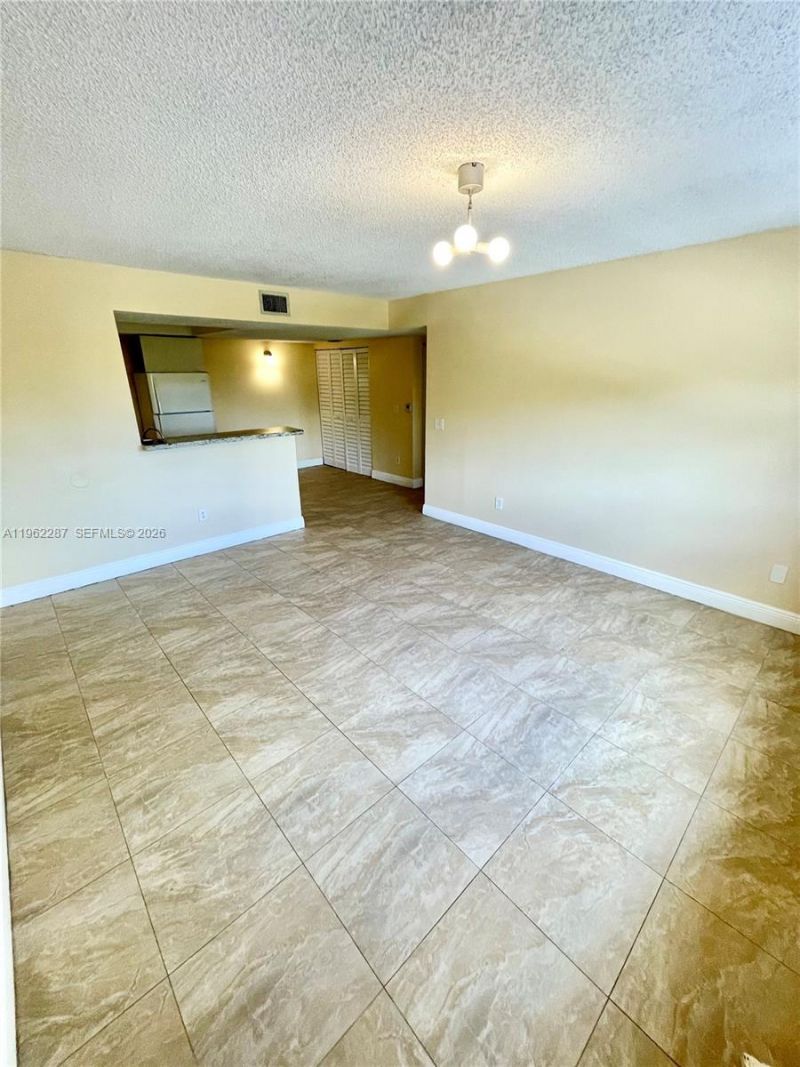 3690 N 56th Ave , Unit 921, Hollywood, FL 33021 Photo