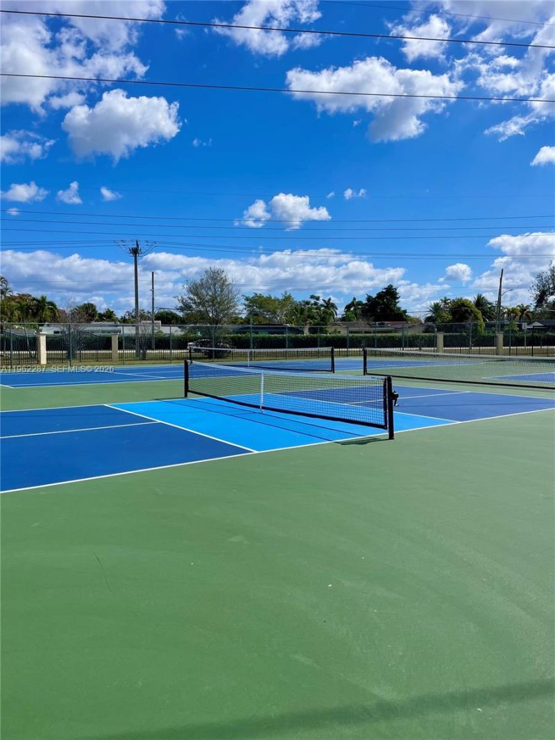 3690 N 56th Ave , Unit 921, Hollywood, FL 33021 Photo