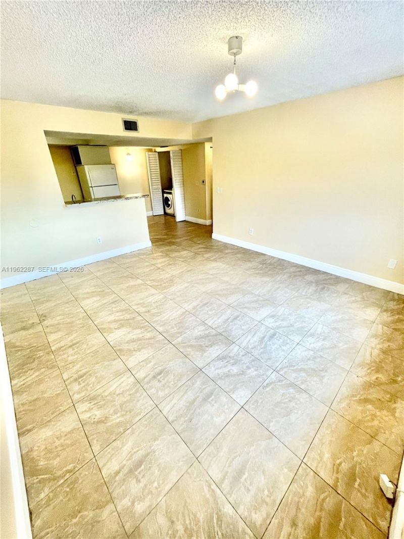 3690 N 56th Ave , Unit 921, Hollywood, FL 33021 Photo