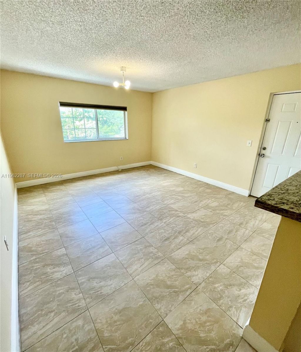 3690 N 56th Ave , Unit 921, Hollywood, FL 33021 Photo