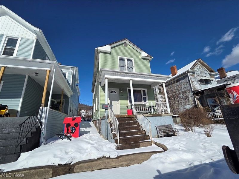 710 Washington Street, Martins Ferry, OH 43935 Photo 2