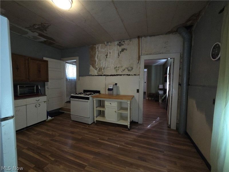 710 Washington Street, Martins Ferry, OH 43935 Photo 6