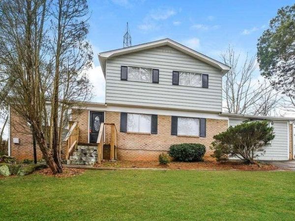 3814 N Camp Creek Parkway SW, Atlanta, GA 30331