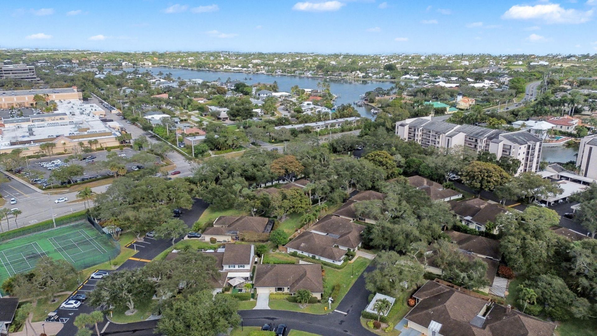 11354 Briarwood W/ 50ft Slip Place, North Palm Beach, FL 33408 Photo