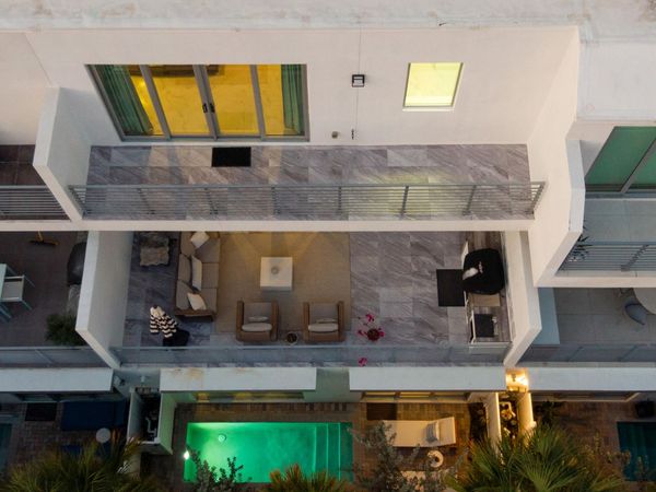 15 SE 11th Avenue, Fort Lauderdale, FL 33301