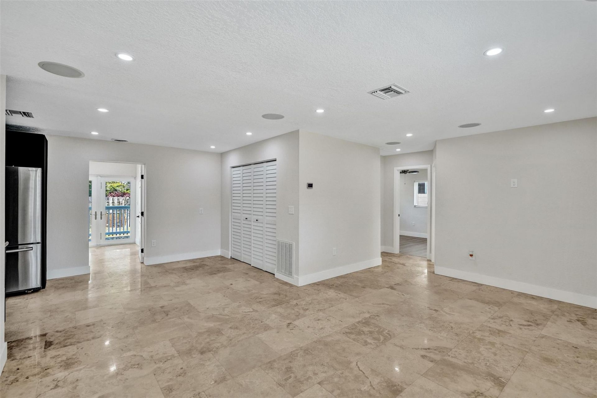 6789 Miramar Parkway, Miramar, FL 33023 Photo