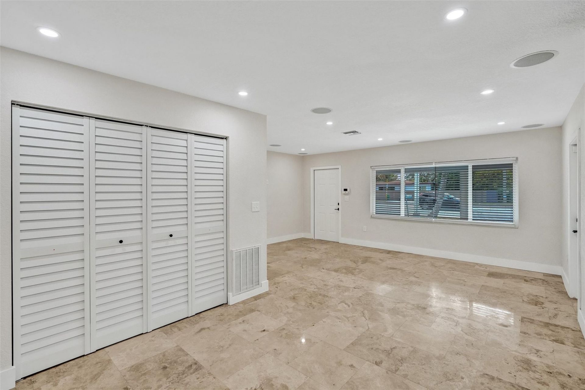 6789 Miramar Parkway, Miramar, FL 33023 Photo