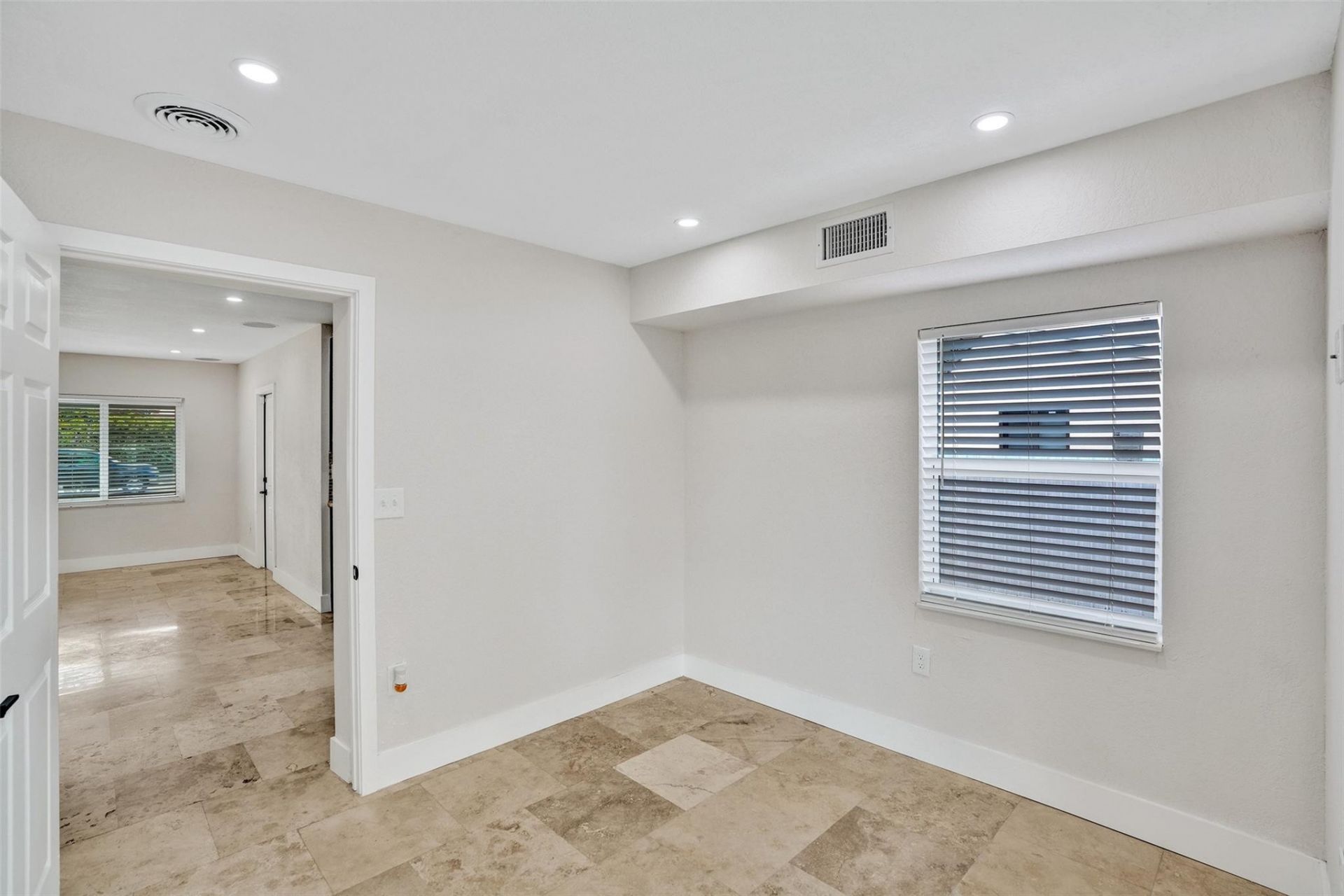 6789 Miramar Parkway, Miramar, FL 33023 Photo