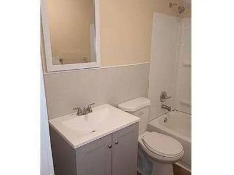 1100 E 74th Street, Cleveland, OH 44103 Photo 19