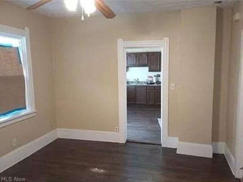 1100 E 74th Street, Cleveland, OH 44103 Photo 9