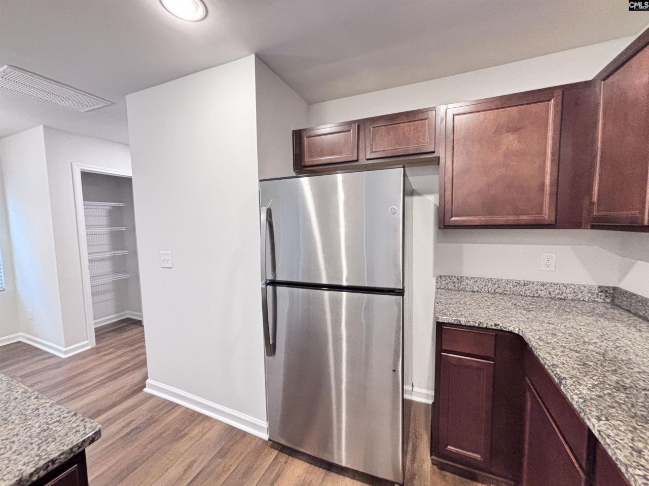 1150 Ederbach Drive  Photo 12