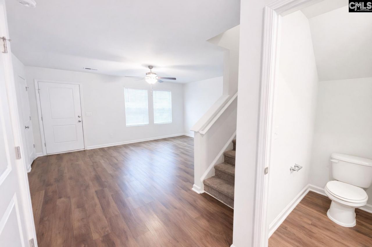 1150 Ederbach Drive  Photo 7