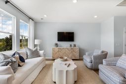 1024 Patagonia Street photo 4