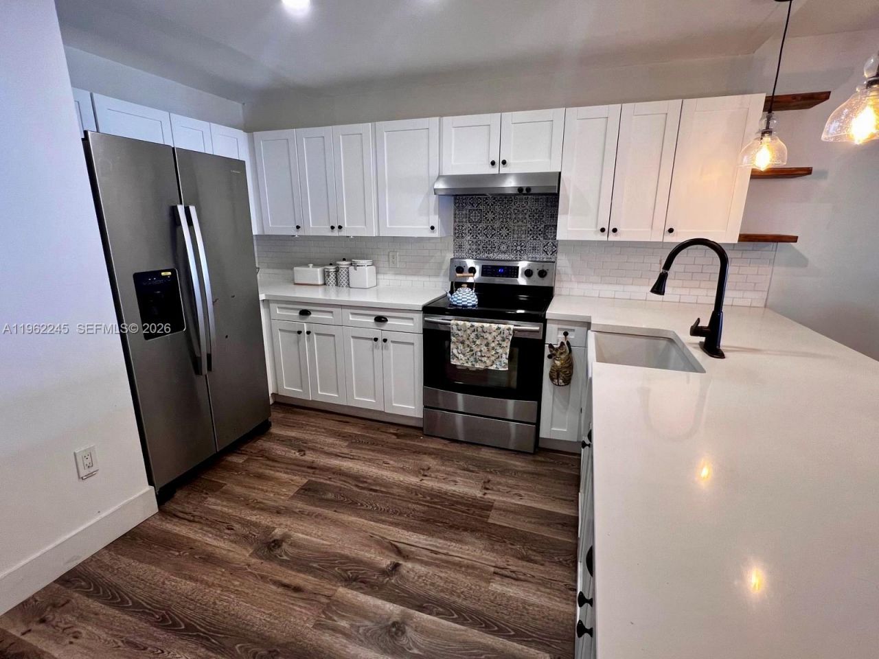 2551 W 64th Pl, Hialeah, FL 33016 Photo