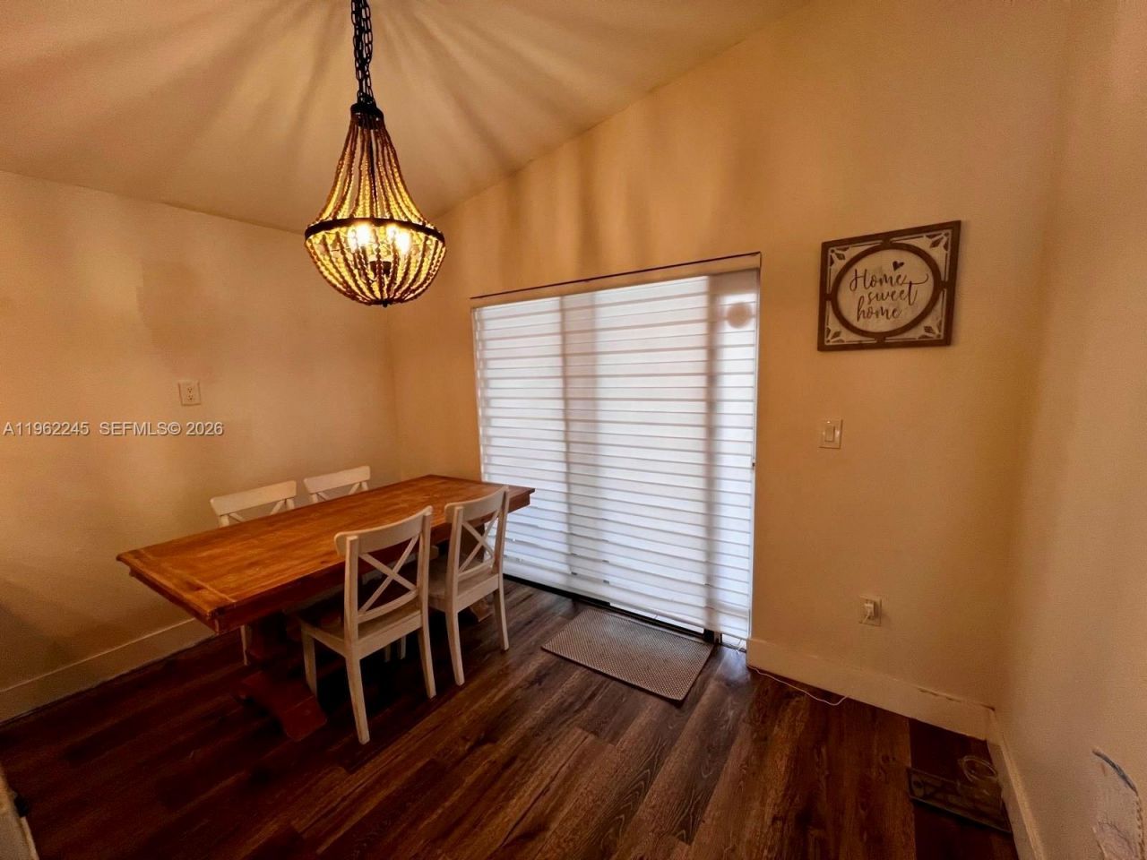 2551 W 64th Pl, Hialeah, FL 33016 Photo