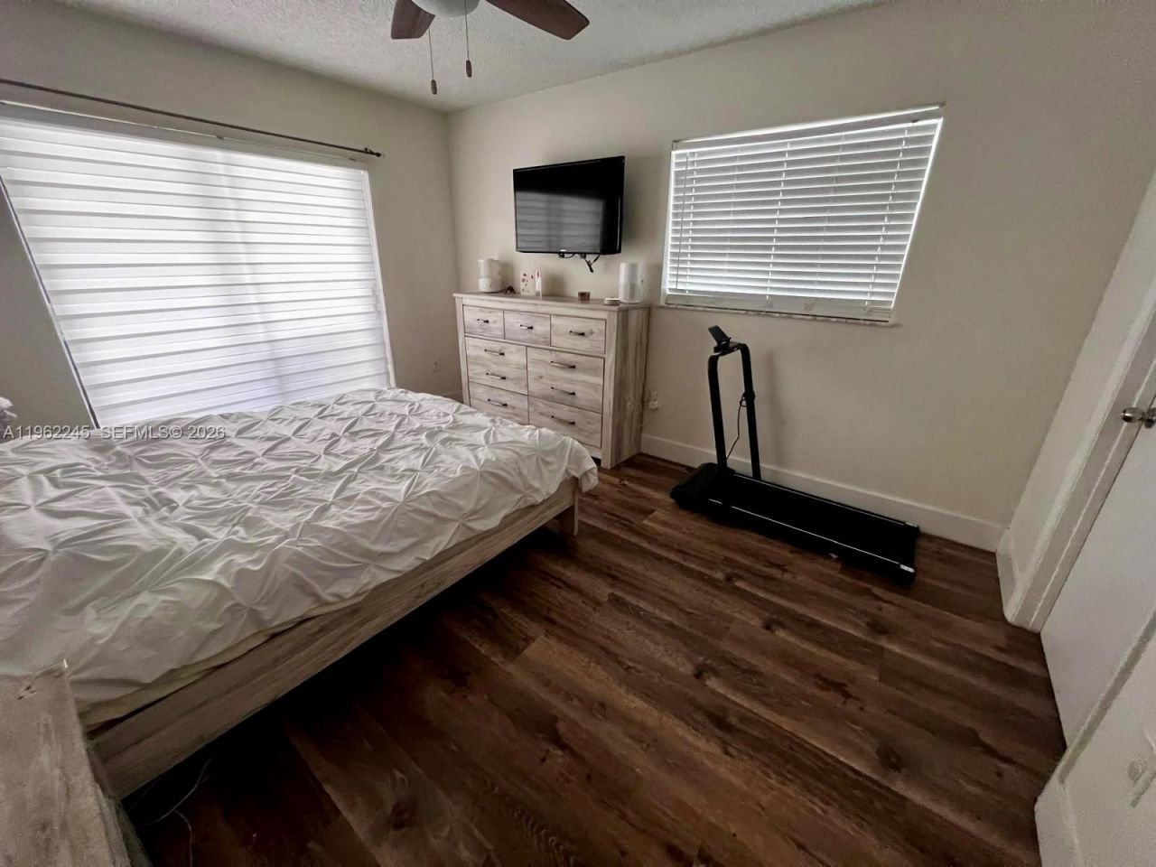 2551 W 64th Pl, Hialeah, FL 33016 Photo