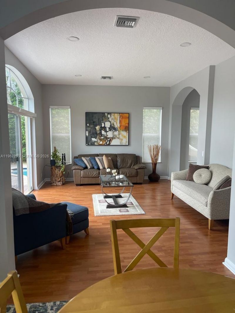 2645 SW 130th Ter, Miramar, FL 33027 Photo