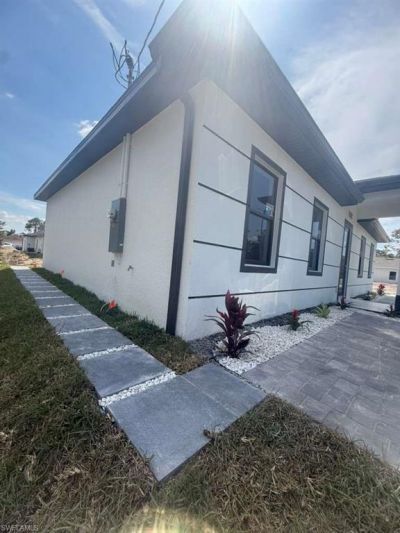 717 Devon St, Lehigh Acres, FL 33974 Photo
