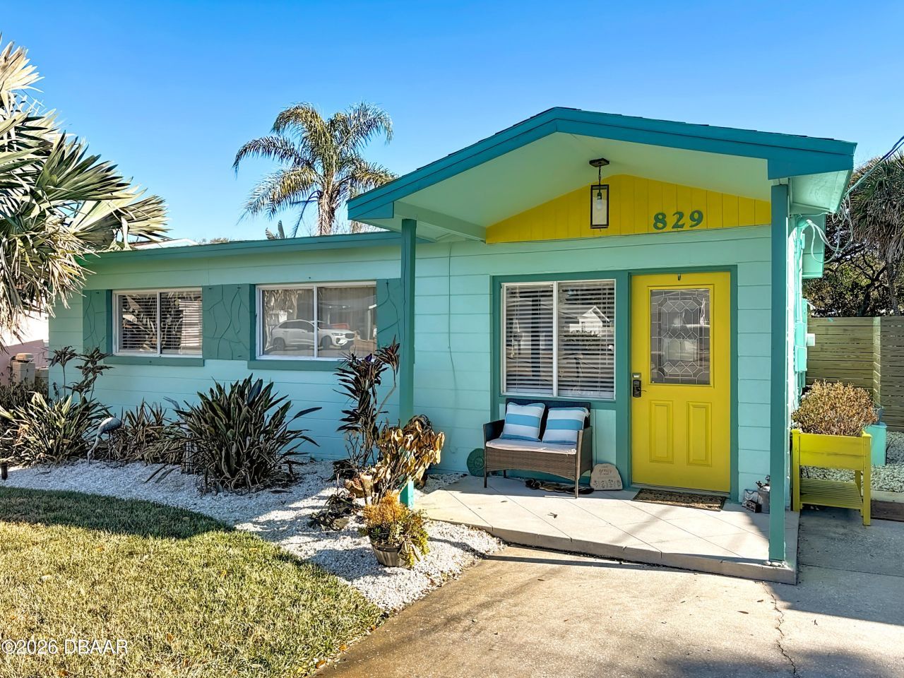 829 E 9th Avenue, New Smyrna Beach, FL 32169 Photo