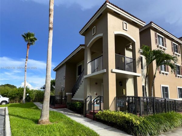 22441 SW 88th Pl , Unit 201-5, Cutler Bay, FL 33190