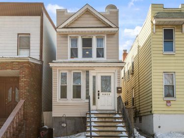 9022 82nd Road , Glendale, NY 11385