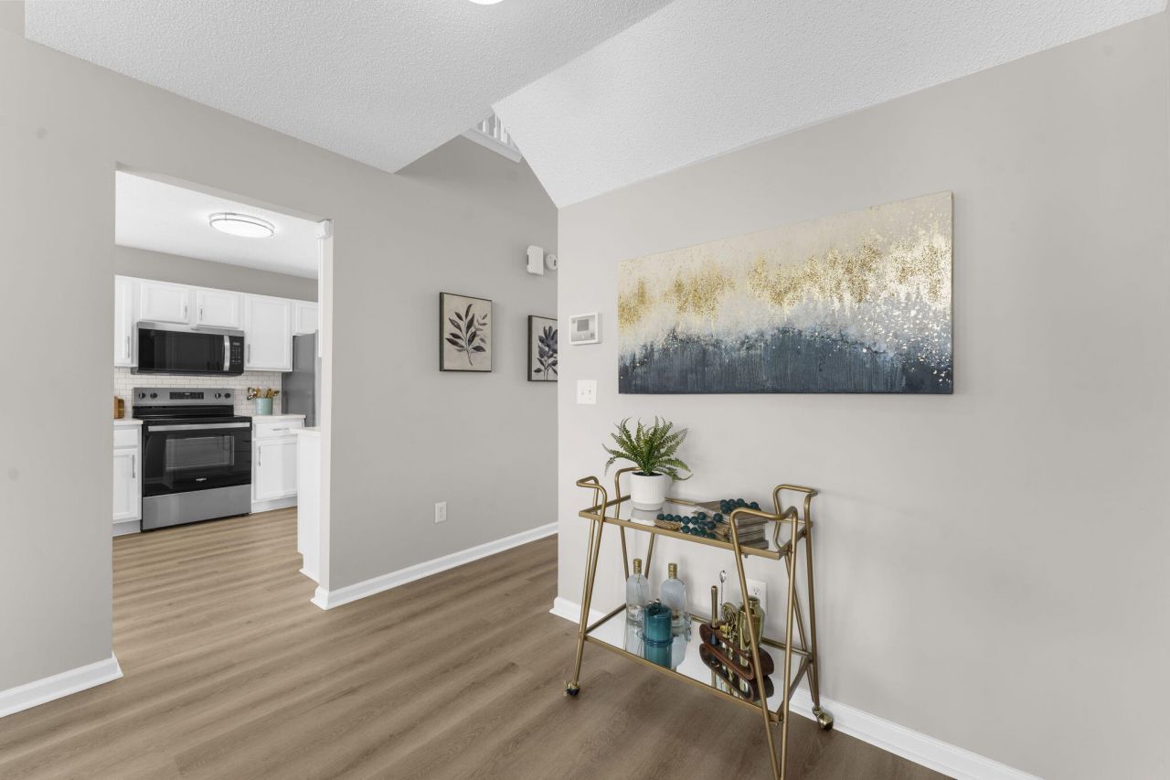 100 Creekside Drive Photo 16