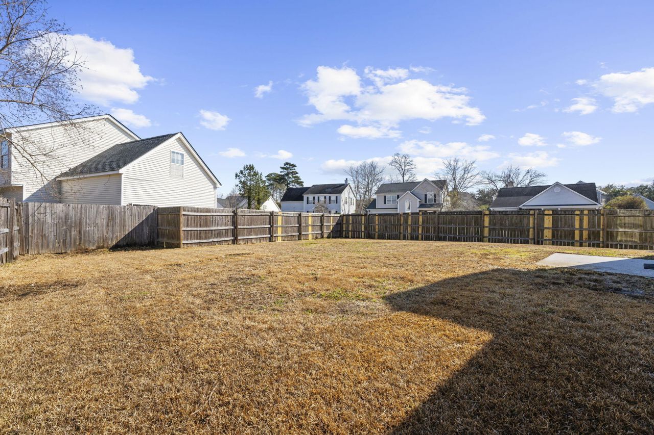 100 Creekside Drive Photo 35