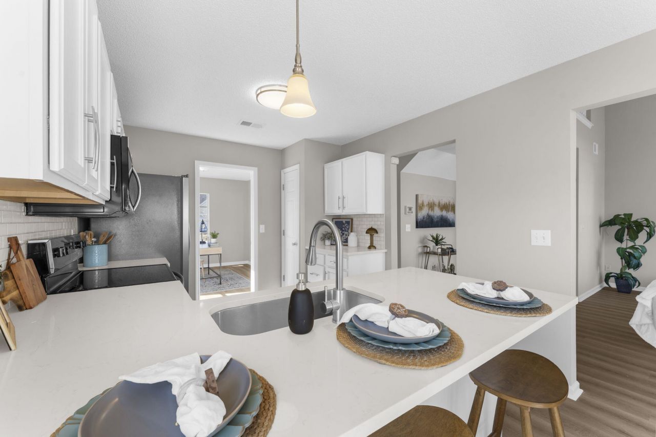 100 Creekside Drive Photo 8