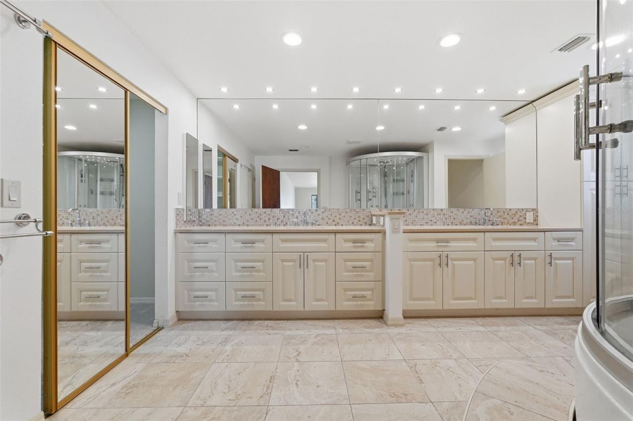 2912 Mill Stream Court, Clearwater, FL 33761 Photo