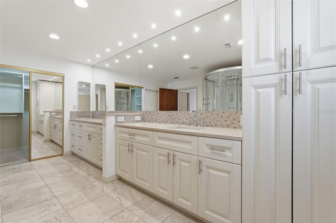 2912 Mill Stream Court, Clearwater, FL 33761 Photo