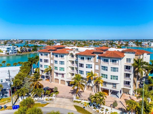 220 108TH AVENUE, Unit 304, TREASURE ISLAND, FL 33706