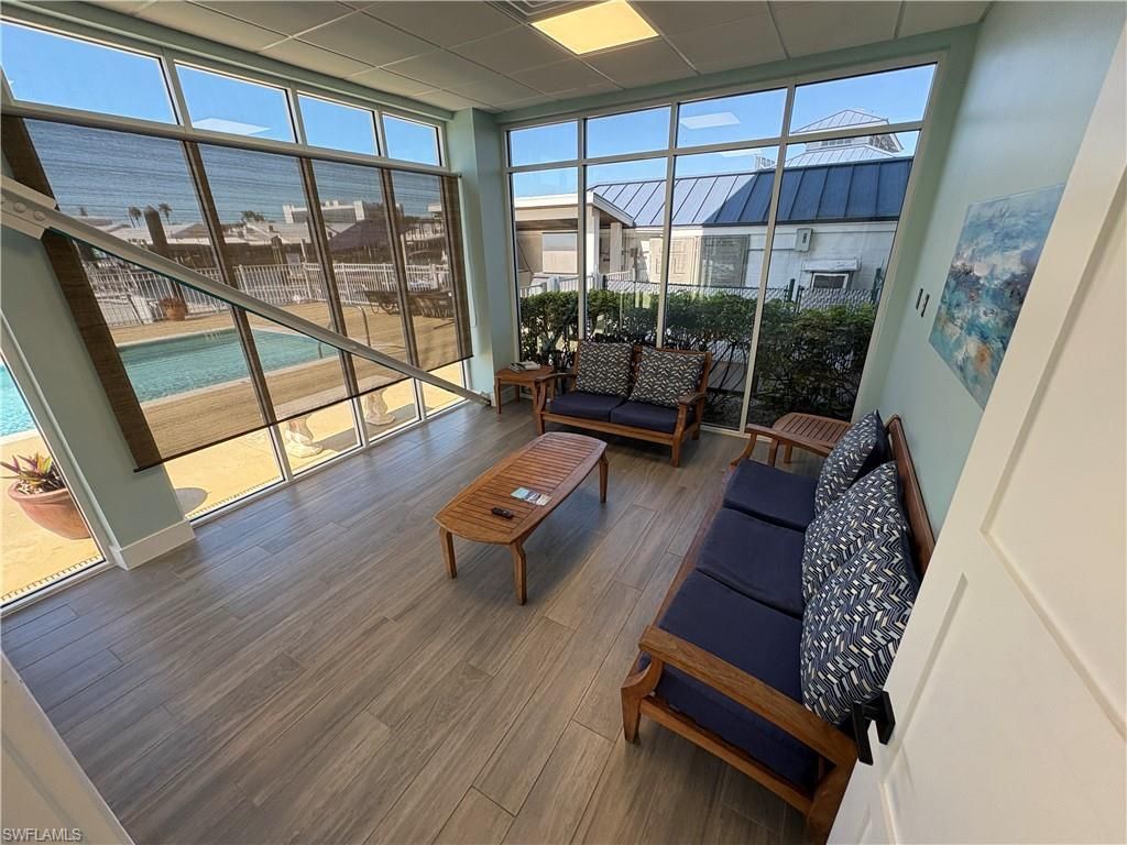 750 River Point Dr, Naples, FL 34102 Photo