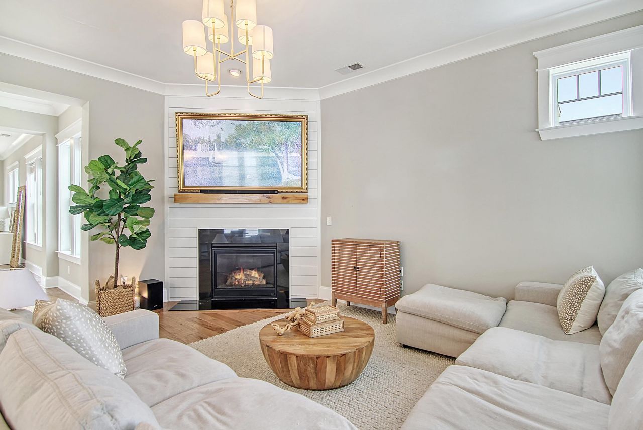 1636 Juliana Street Photo 9